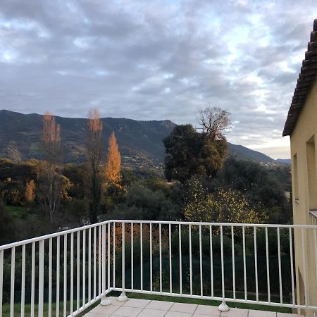 Superbe Appartement Vue Montagne Proximites Grandes Surfaces Poggi Exterior photo